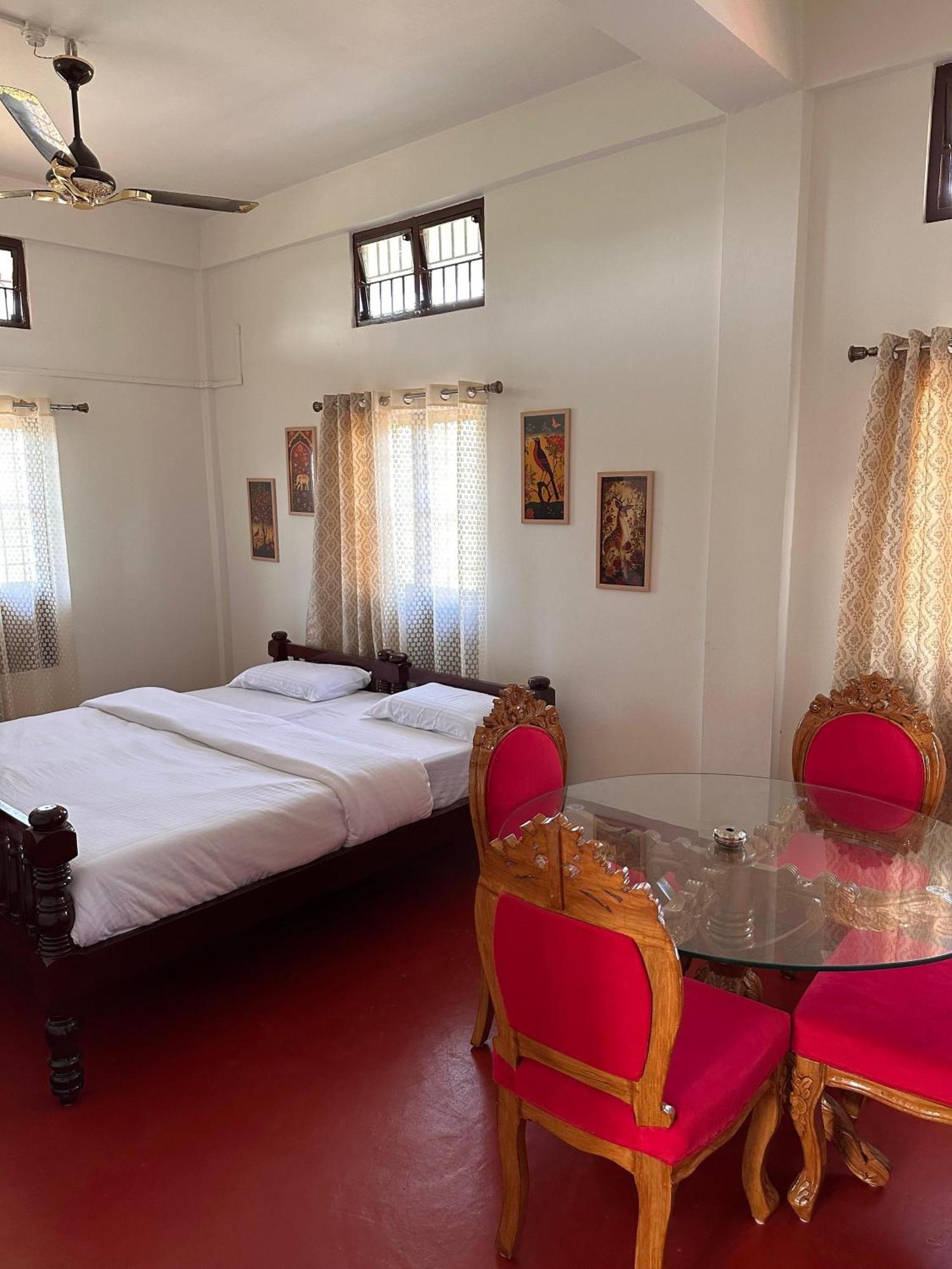 Protibha Homestay Sivasagar Extérieur photo