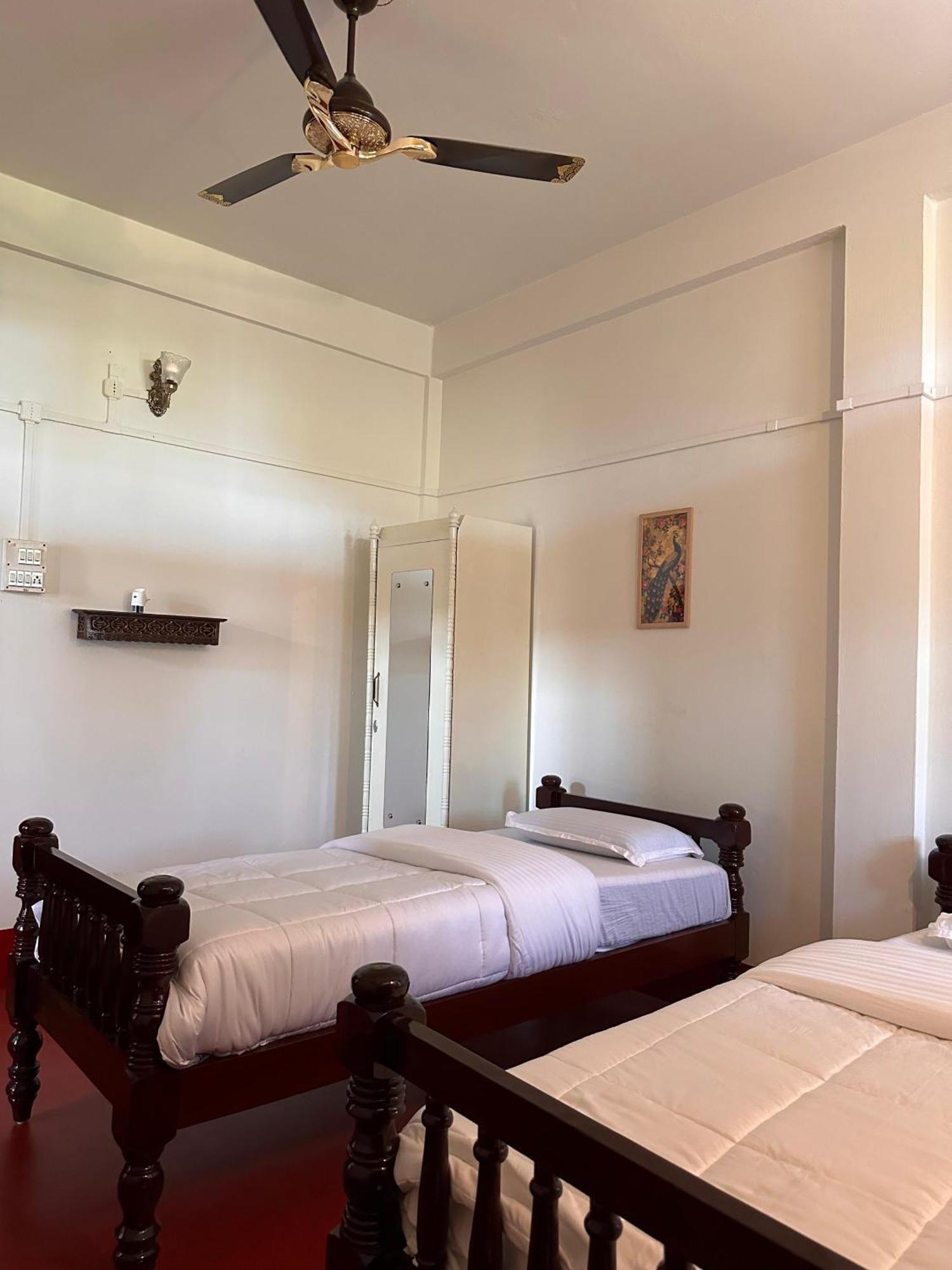 Protibha Homestay Sivasagar Extérieur photo